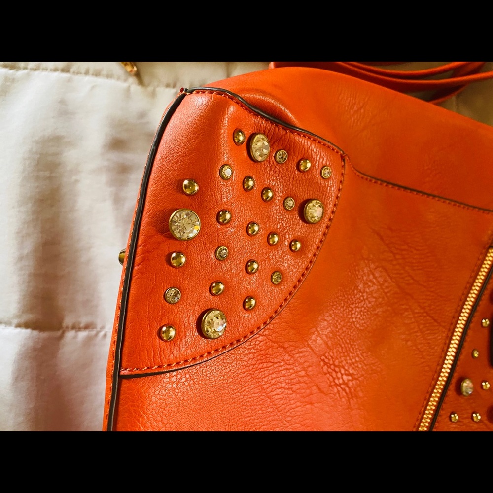 Beautiful like new purse! - Picture 11 of 13